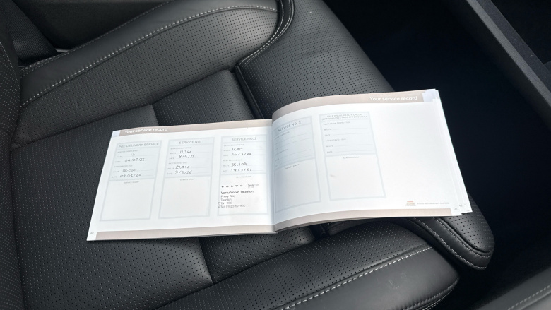 Volvo XC90 2.0 B5P Ultra Dark 5dr AWD Geartronic Petrol Estate